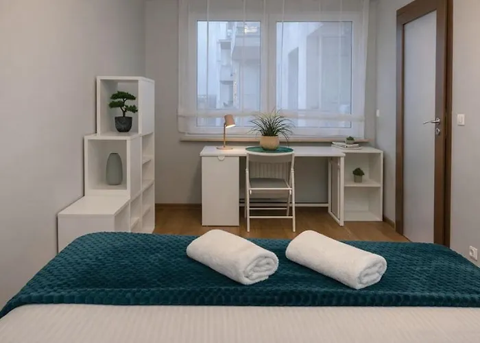 Metropolis Ul.dabrowa 15 Apartment *